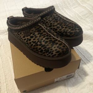 UGG tazz caspian burnt cedar